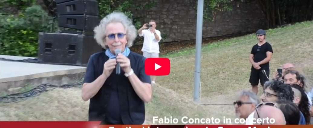 Fabio Concato affascina il pubblico della Rocca del Leone di Castiglione del Lago, al Festival Internazionale Green Music