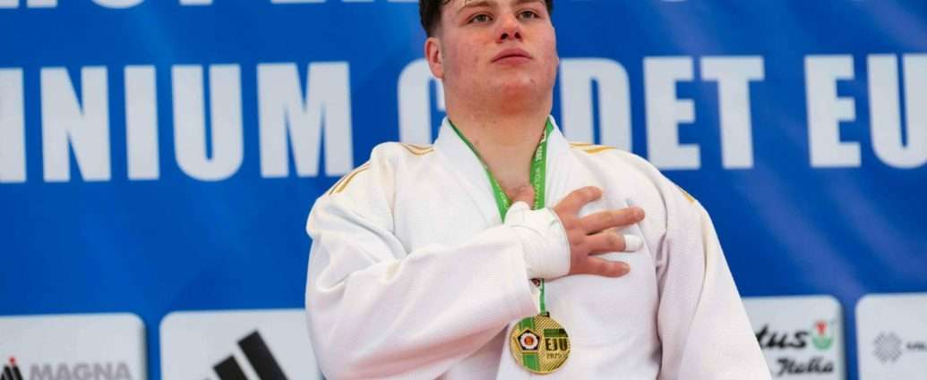 Perugia celebra un talento: Gianluca Picchi convocato in Nazionale per gli Europei Cadetti di judo Perugia celebra un talento: Gianluca Picchi convocato in Nazionale per gli Europei Cadetti di judo