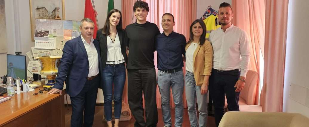 Nicolò Filippucci ricevuto dal sindaco di Corciano