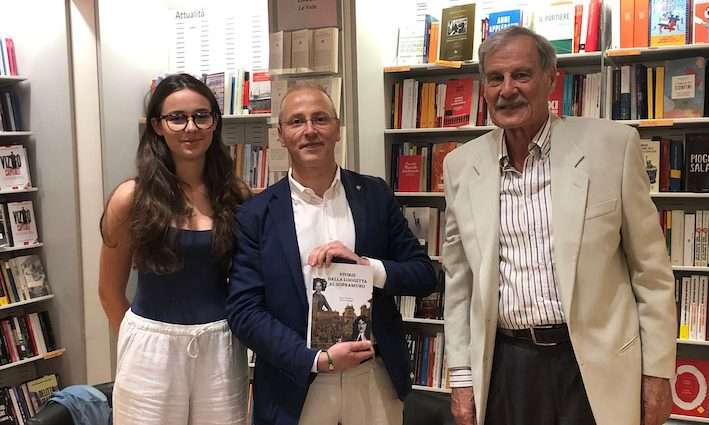 Un poker di storie perugine, proposte da Rino Fruttini e Nora Malfagia Un poker di storie perugine, proposte da Rino Fruttini e Nora Malfagia