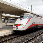 Regione Umbria e FS si confrontano sulla linea Orte-Roma: tra ritardi e disagi, una sfida per il futuro del trasporto ferroviario [video]