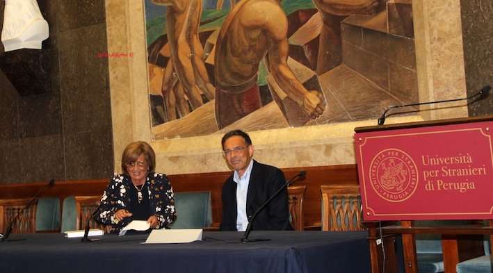 Aula Magna di Palazzo Gallenga: Vito Mancuso ripropone le tre domande chiave di una vita, secondo Kant [video]