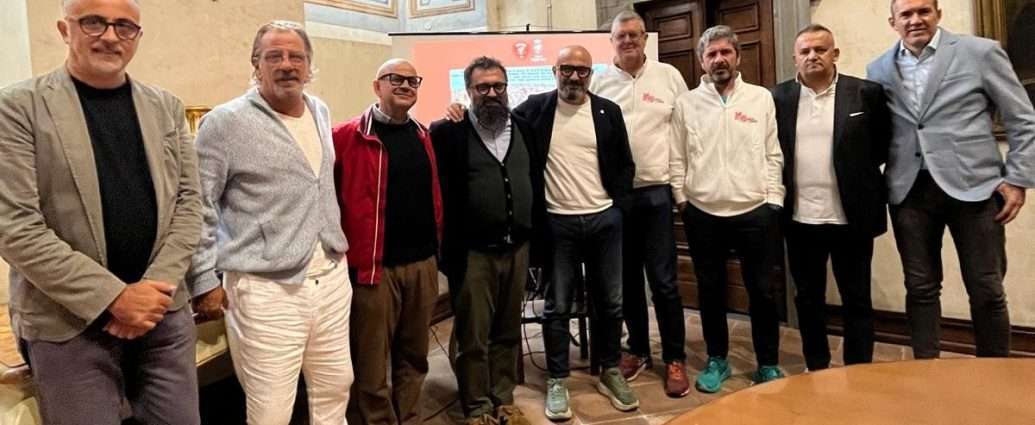 Lo stadio Curi entra nel mito: doppio evento per festeggiare i 50 anni Lo stadio Curi entra nel mito: doppio evento per festeggiare i 50 anni