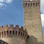 Mostra Muta-Menti: l’arcobaleno della trasformazione attraverso l’arte e la consapevolezza della materia [video]