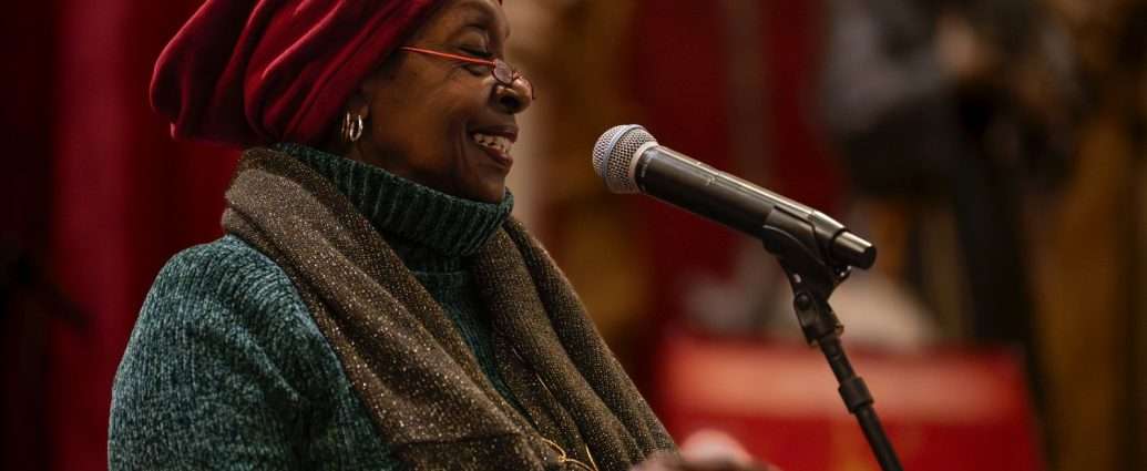 Applausi a scena aperta per la cantante jazz-gospel Joy Garrison a Città di Castello: evento sold-out Applausi a scena aperta per la cantante jazz-gospel Joy Garrison a Città di Castello: evento sold-out
