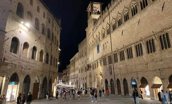 A Perugia si ripetono episodi di criminalità: dopo il gesto di ieri pomeriggio urge aumentare la sicurezza A Perugia si ripetono episodi di criminalità: dopo il gesto di ieri pomeriggio urge aumentare la sicurezza
