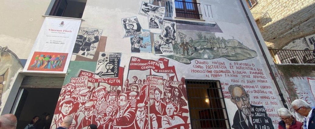 Orgosolo: i murales raccontano la storia Orgosolo: i murales raccontano la storia