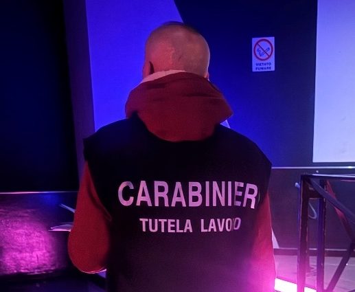 Controlli sulla sicurezza e lavoro nero a Narni: i Carabinieri sospendono un minimarket alimentare e staccano 14mila euro di multe