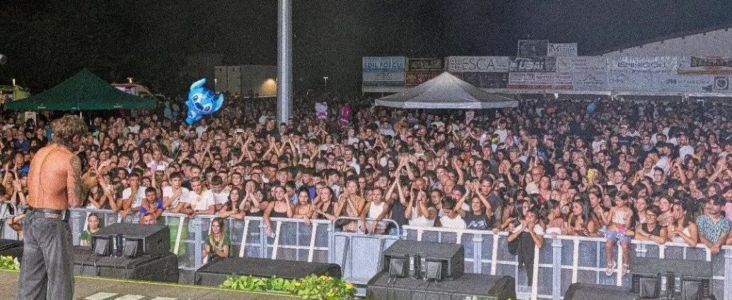 “Mesaustu Durgalesu”: Rkomi accende la festa del Ferragosto